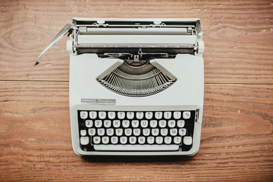 bernard-hermant-qTpc0Vj4YoE-unsplash (1)